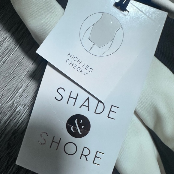 Black and White Striped Swimsuit NWT - Picture 6 of 9